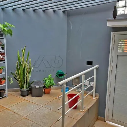 Buy this 3 bed house on Rua Dona Eugênia in Vila Independência, Piracicaba - SP