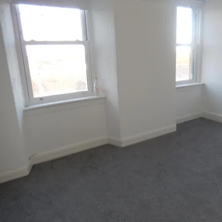 Image 7 - Strathaven Road, Kirkmuirhill, ML11 9RW, United Kingdom - Apartment for rent