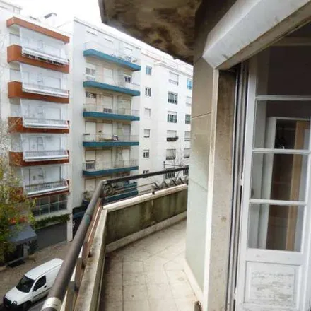 Image 7 - Rua José Estevão 46, 1150-200 Lisbon, Portugal - Apartment for rent