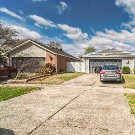 Buy this 3 bed house on 1800 Myrtle Ridge Drive in Sherwood Manor, East Baton Rouge Parish