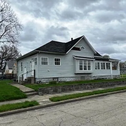 Buy this 3 bed house on 984 South Blaine Street in Muncie, IN 47302