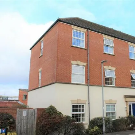 Rent this 2 bed apartment on Mei's Chinese Restaurant in 43-45 East Street, Taunton