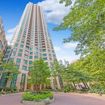 Rent this 1 bed condo on 400 West Hubbard Street in Chicago, IL 60654