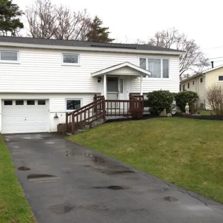 Buy this 4 bed house on 4 Steve Lane in Village of Colonie, NY 12205