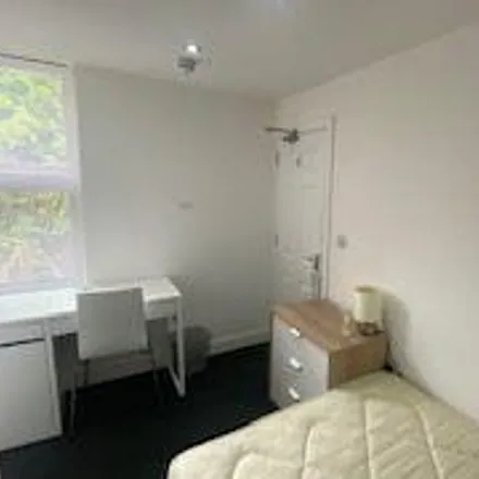 Image 2 - 18 Gloucester Street, Coventry, CV1 3DD, United Kingdom - Room for rent