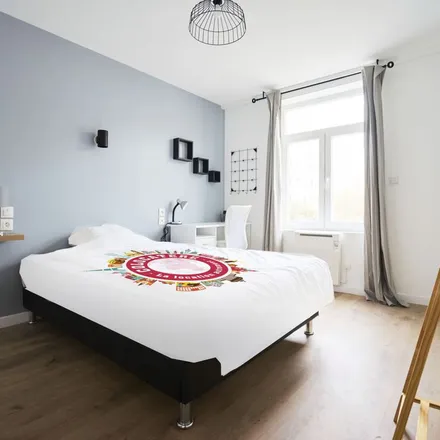 Rent this 1 bed apartment on 8 Rue de la Phalecque in 59000 Lille, France