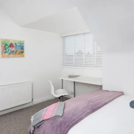Image 8 - 15 Argyll Road, Bournemouth, BH5 1EB, United Kingdom - Apartment for rent