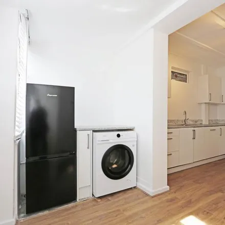 Image 4 - Portland Gardens, London, RM6 6YU, United Kingdom - Duplex for rent