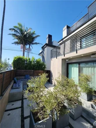 Image 3 - 408 Seville Court, Los Angeles, CA 90291, USA - House for rent