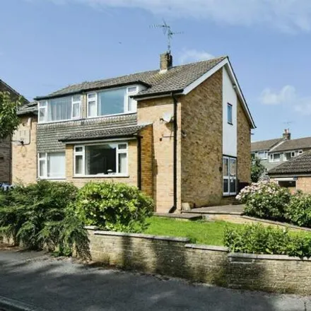 Buy this 3 bed duplex on Rudbeck Crescent in Harrogate, HG2 7AQ