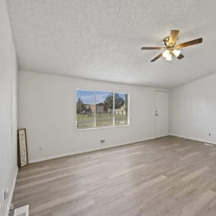 Image 5 - 20560 East Conestoga Drive, Cordes Lakes, Yavapai County, AZ 86333, USA - Apartment for sale