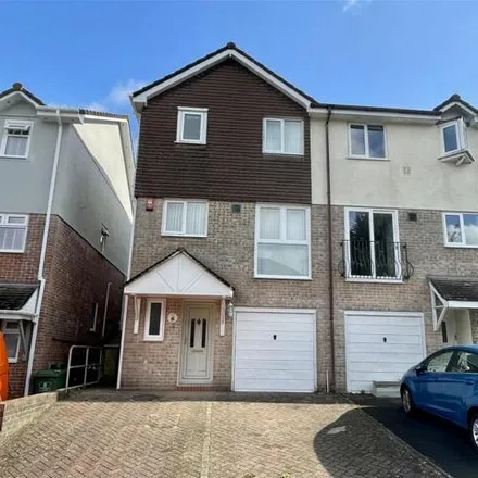Buy this 3 bed townhouse on Holne Chase in Plymouth, PL6 7UA