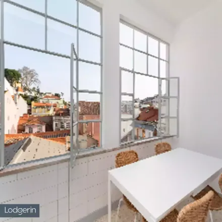 Image 8 - Airbnb, Rua do Carrião, 1150-251 Lisbon, Portugal - Room for rent