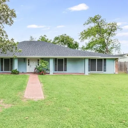 Buy this 4 bed house on 220 West Butler Street in Rayne, LA 70578
