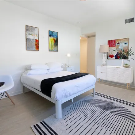 Image 4 - 10740 Missouri Avenue, Los Angeles, CA 90025, USA - Apartment for rent