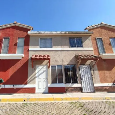 Buy this 2 bed house on Valmare in Los Héroes Ozumbilla, 55767 Ojo de Agua