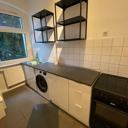 Rent this 1 bed apartment on Hasselsstraße 33 in 40599 Dusseldorf, Germany
