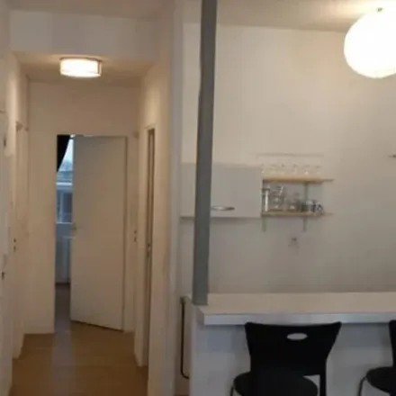 Rent this 3 bed apartment on 4 Rue de Cursol in 33000 Bordeaux, France