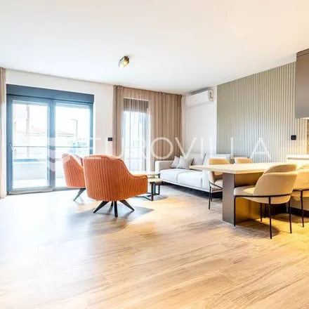 Rent this 1 bed apartment on Osnovna škola Kamen-Šine Split in Ulica Gospe od Karmela 1, 21000 Split