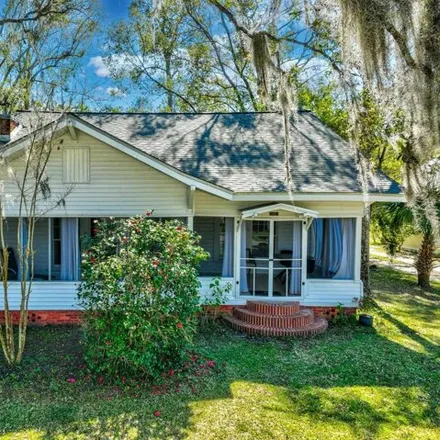 Image 2 - St. James Episcopal, West Green Street, Perry, FL 32347, USA - House for sale
