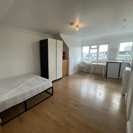 Rent this studio apartment on 6 Mazenod Avenue in London, NW6 4LY