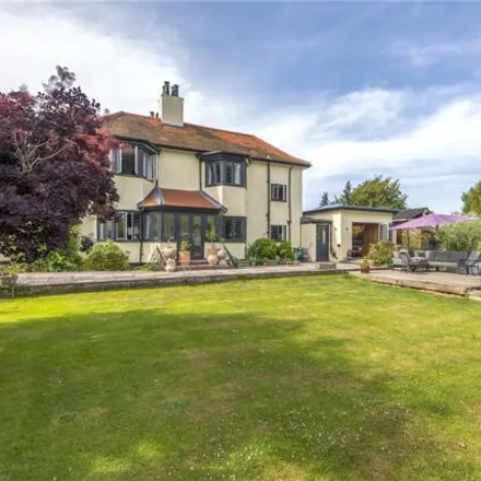 Image 7 - B4221, Crow Hill, HR9 7TP, United Kingdom - House for sale