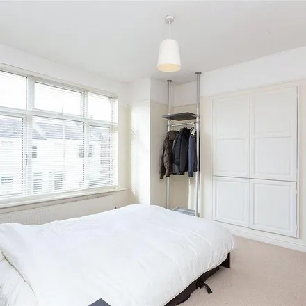Image 8 - Mantilla Road, London, SW17 8DU, United Kingdom - Apartment for rent