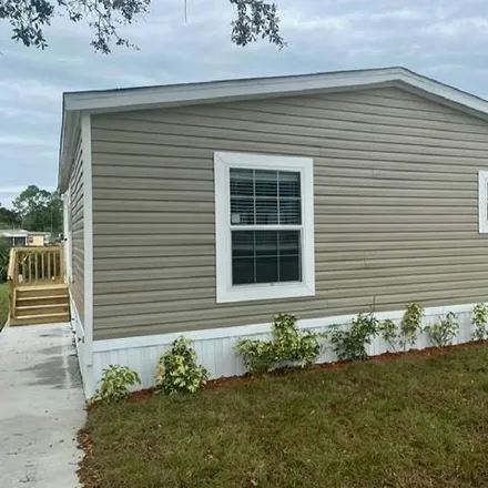 Rent this studio apartment on 2616 Vindale Street in Orange County, FL 32818