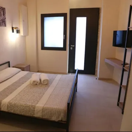 Image 6 - Via Cambio, 76125 Trani BT, Italy - Apartment for rent