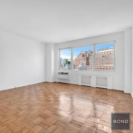 Image 4 - 14 Horatio Street, New York, NY 10014, USA - Apartment for sale