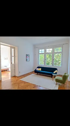 Rent this 4 bed apartment on Kosmetikstudio in Stahlheimer Straße, 10439 Berlin