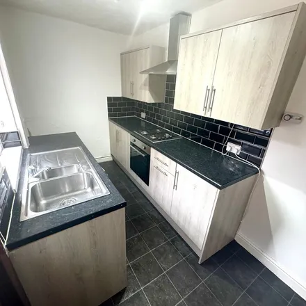 Image 1 - Dale Way, Crewe, CW1 3HT, United Kingdom - Apartment for rent