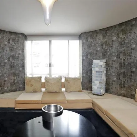 Buy this 4 bed apartment on Alameda Franca 870 in Cerqueira César, São Paulo - SP