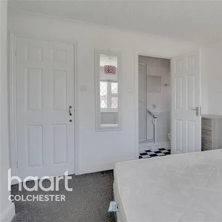 Image 2 - Beaumont Close, Colchester, CO4 5XE, United Kingdom - Room for rent