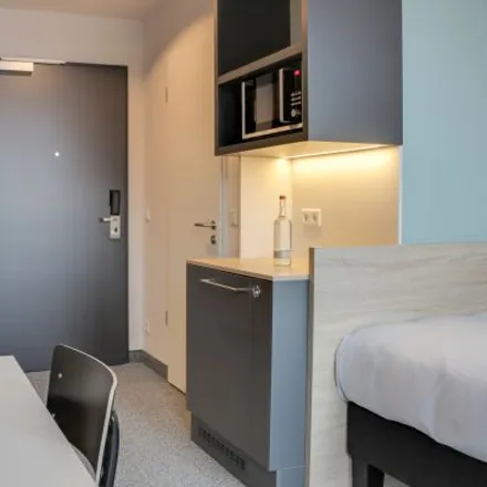 Image 4 - sylc Apartmenthotel, Kronsaalsweg 88, 22525 Hamburg, Germany - Apartment for rent