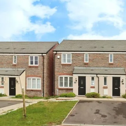 Buy this 3 bed duplex on Silverweed Road in South Gloucestershire, BS16 7NU