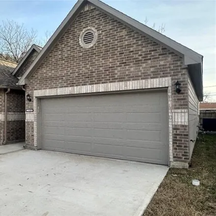 Buy this 3 bed house on Holly Street in Pasadena, TX 77502