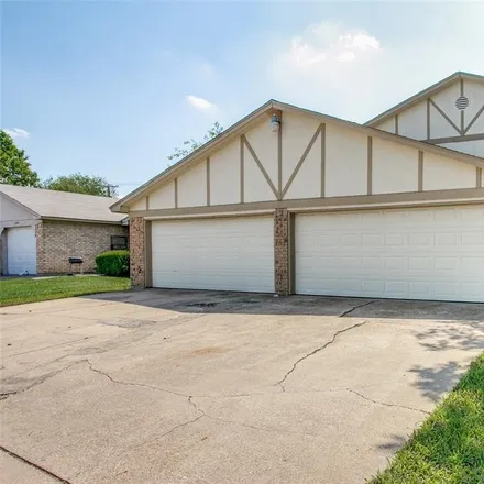 Buy this 4 bed duplex on 2405 Woodmont Trail in Fort Worth, TX 76133