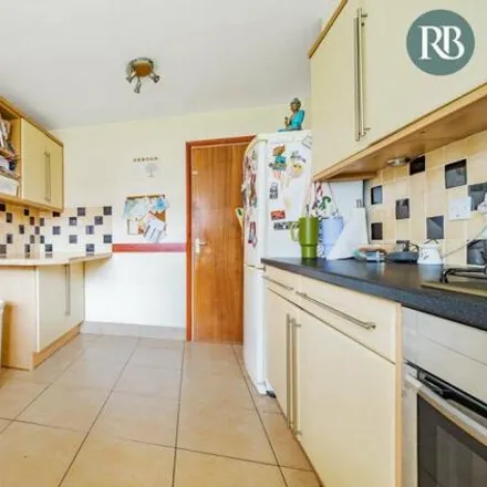 Image 3 - Prince Charles Close, Southwick, BN42 4PS, United Kingdom - Townhouse for sale