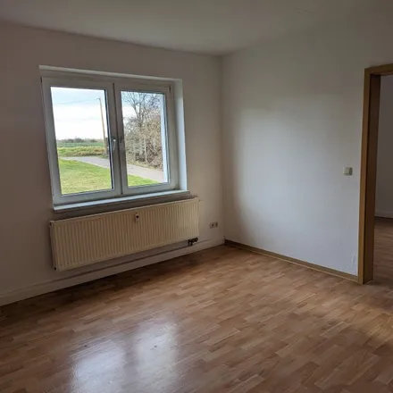 Rent this 3 bed apartment on Im Teichfeld 2 in 06242 Braunsbedra, Germany