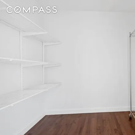 Image 4 - Chelsea Stratus, 735 6th Avenue, New York, NY 10001, USA - Condo for rent