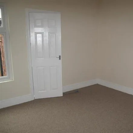 Image 7 - 46 Lewis Street, Crewe, CW2 7QS, United Kingdom - Townhouse for rent