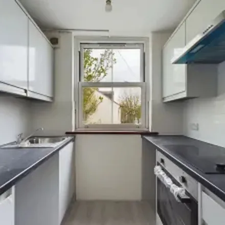 Rent this 1 bed apartment on 86 Shaftesbury Road in Brighton, BN1 4NF