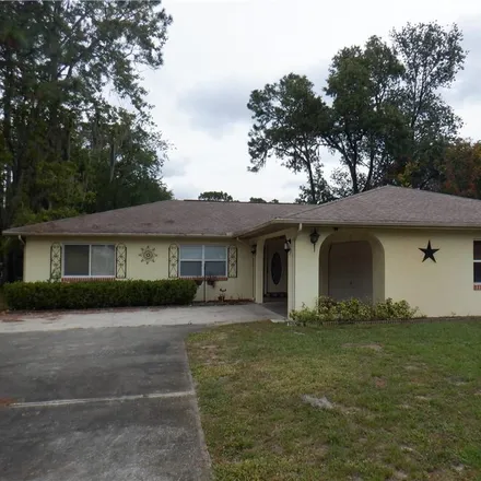 Rent this 3 bed house on 1214 Emerson Street in Inverness, Citrus County