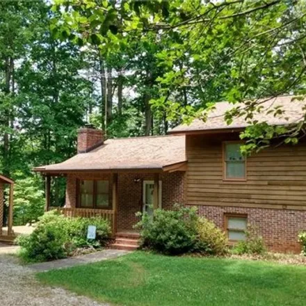 Buy this 3 bed house on 782 Heath Drive in Poplar Cove, Oconee County