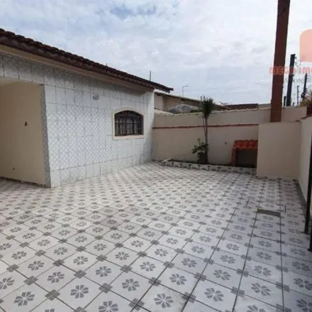 Buy this 3 bed house on Avenida Padre Anchieta in Jardim Marcia I, Peruíbe - SP