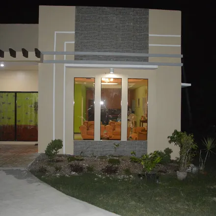 Rent this 3 bed house on Siquijor