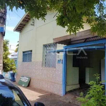 Buy this 3 bed house on Rua Sergipe in Centro, Ribeirão Preto - SP