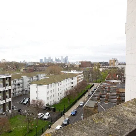 Image 8 - Keeling House, Claredale Street, London, E2 6PG, United Kingdom - Apartment for rent