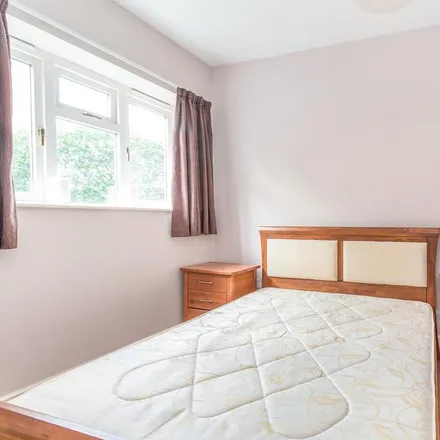 Image 2 - The Park, Mansfield Woodhouse, NG18 2BX, United Kingdom - Apartment for rent